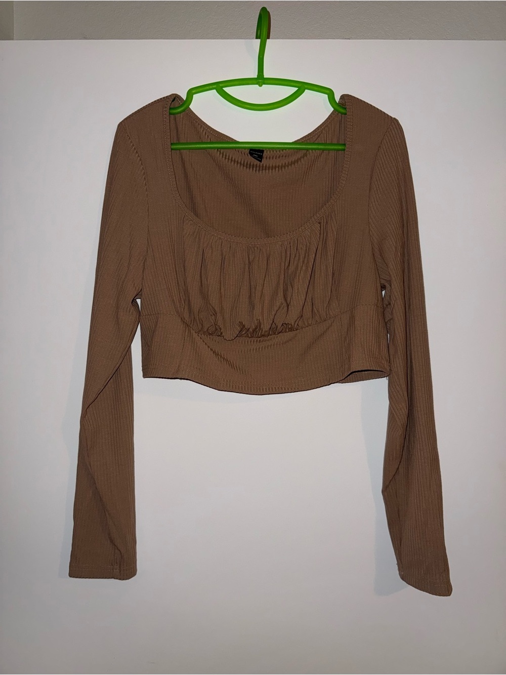 Brown Ribbed Long-Sleeve Scoop Neck Crop Top